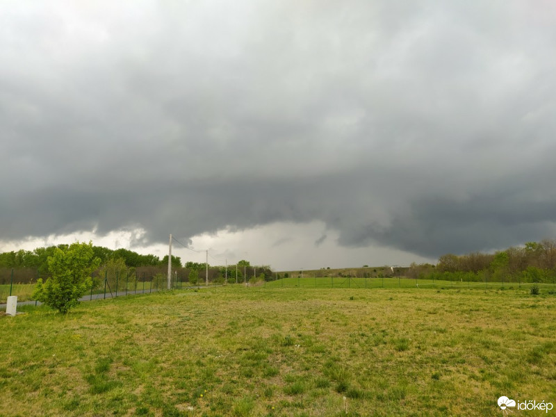 Észlelési fényképek