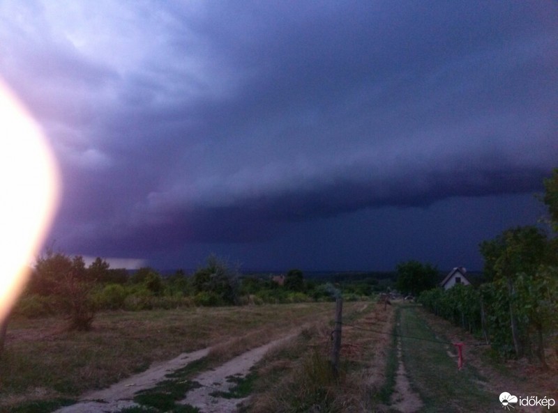 Észlelési fényképek