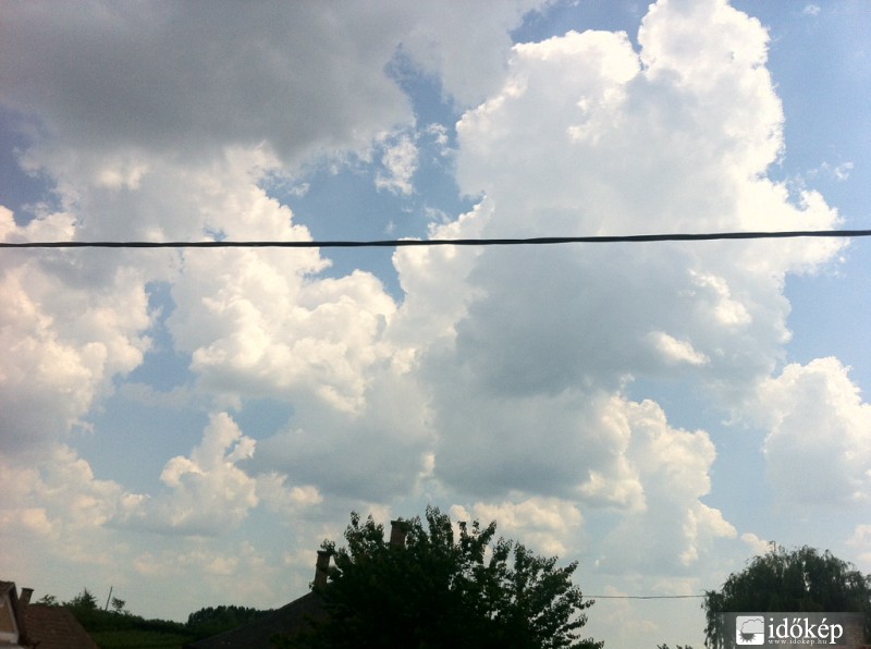 Észlelési fényképek