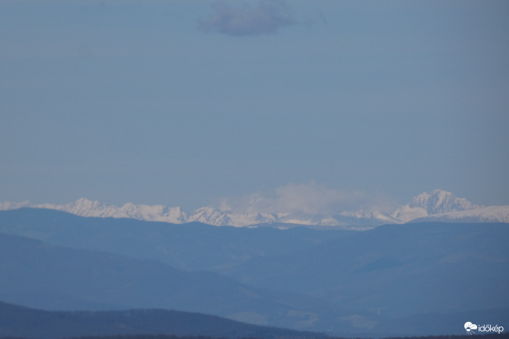 Magas-Tátra a Salgóvár-ból_4