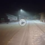 Kisnána éjfél előtt nem sokkal... 