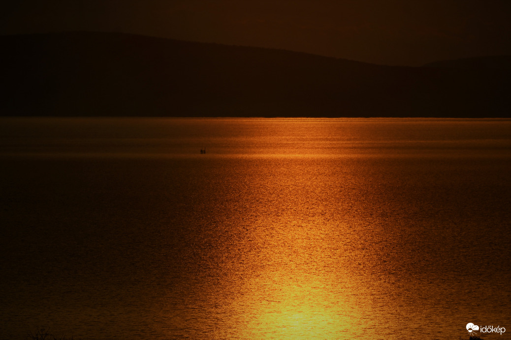 Nagypénteki alkony (bibliai fényekkel)