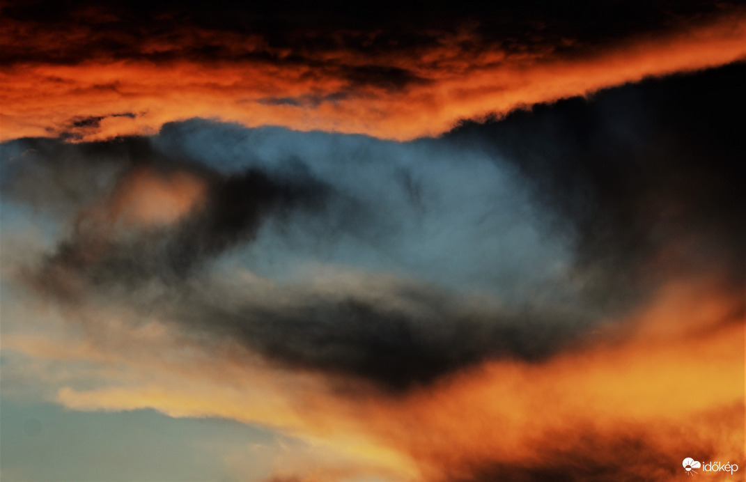 Nagypénteki alkony (bibliai fényekkel)