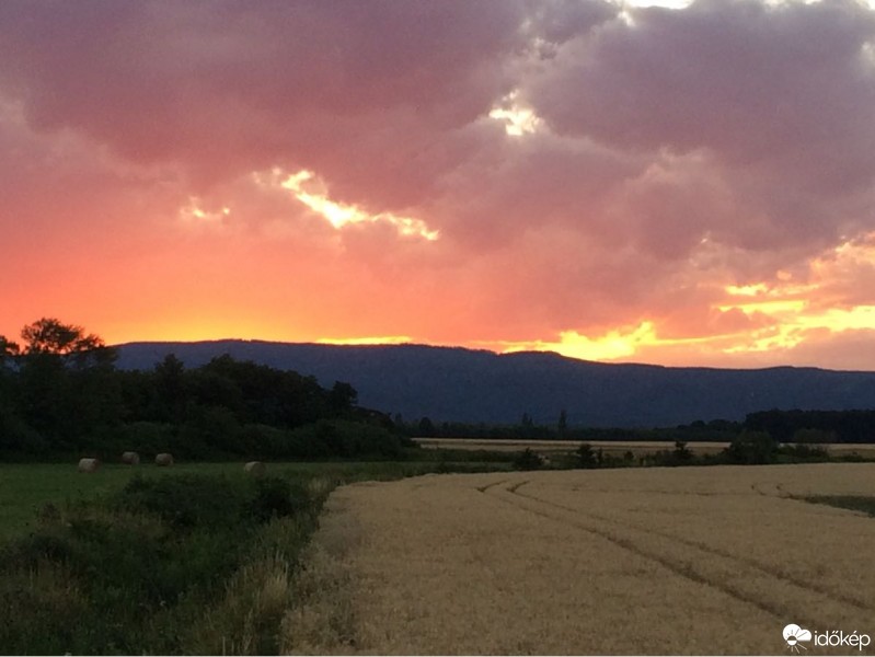 Észlelési fényképek