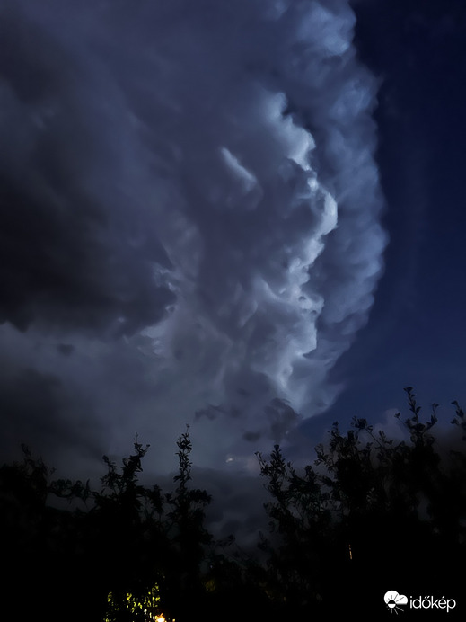 Észlelési fényképek