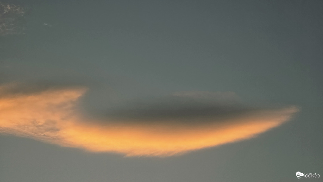 Altocumulus lenticularis