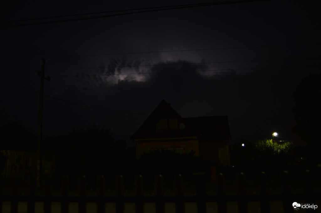 Észlelési fényképek