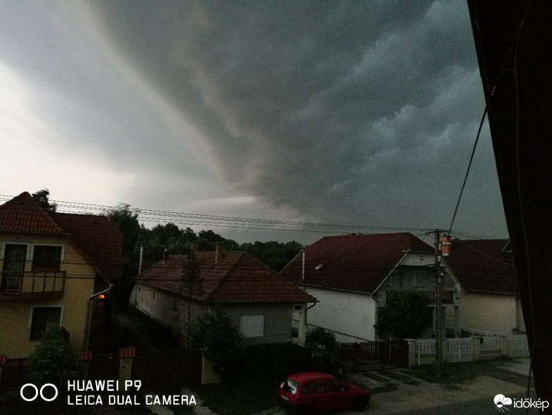 Észlelési fényképek