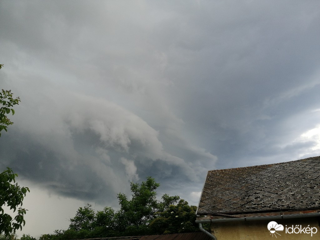 Észlelési fényképek