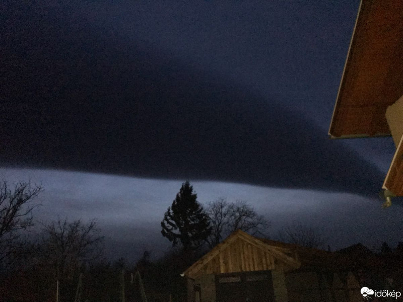 Észlelési fényképek