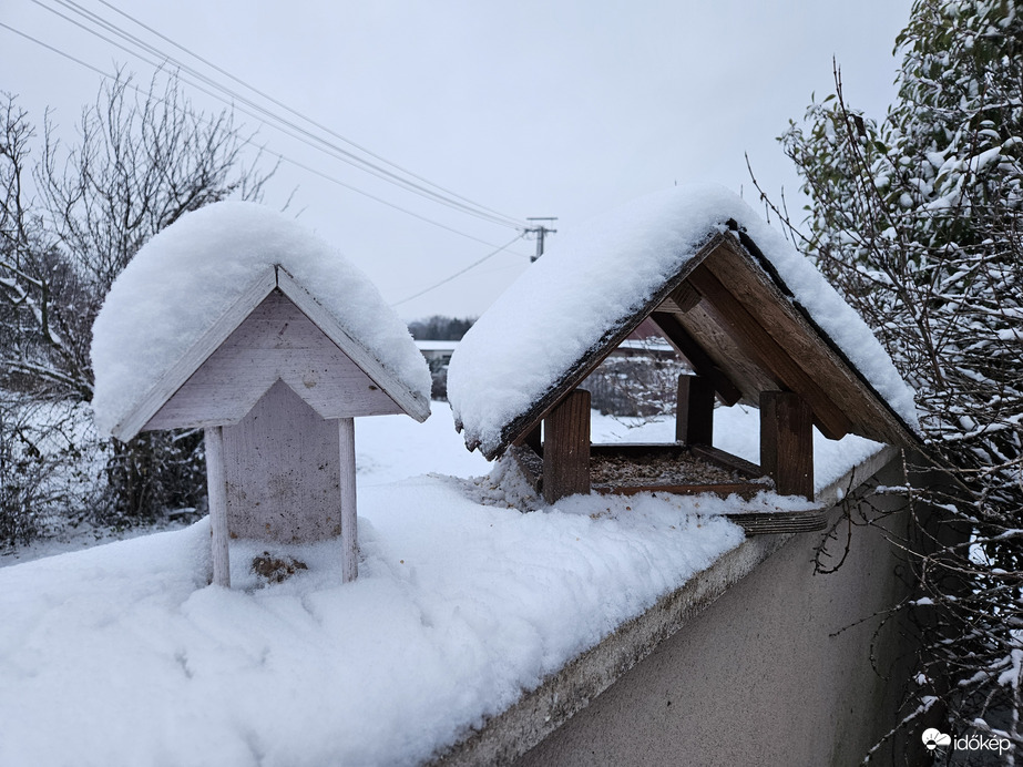 Hópárnába burkolózva