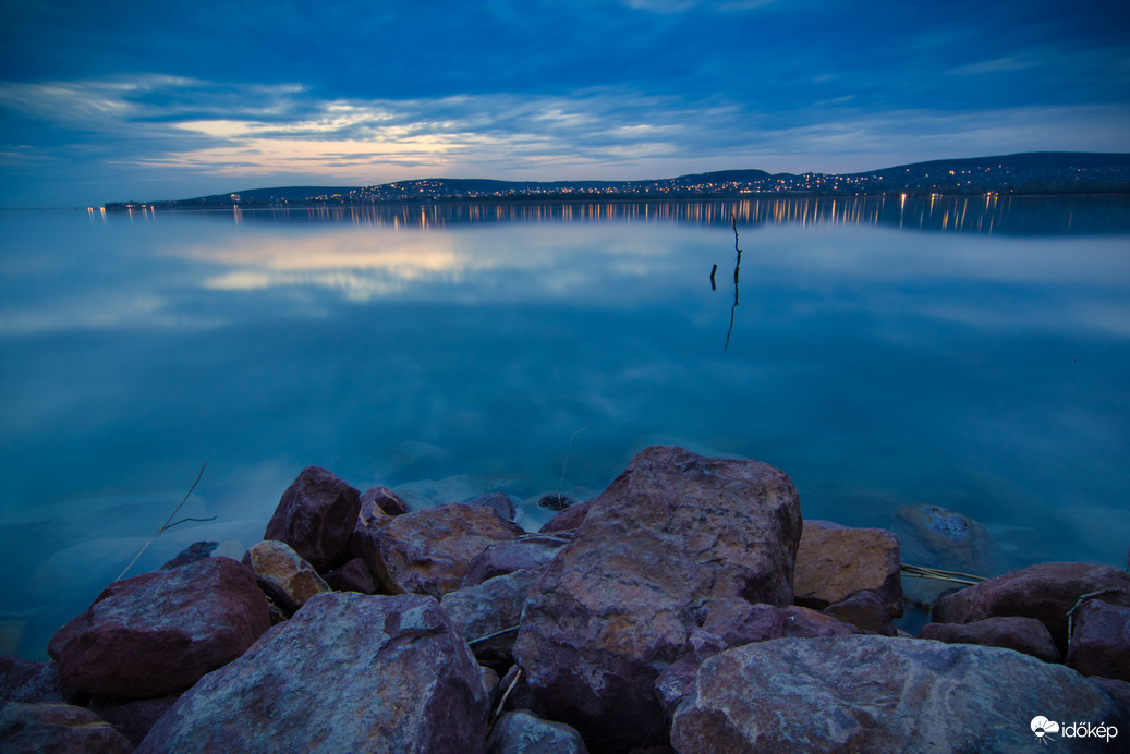 Balaton kékóra