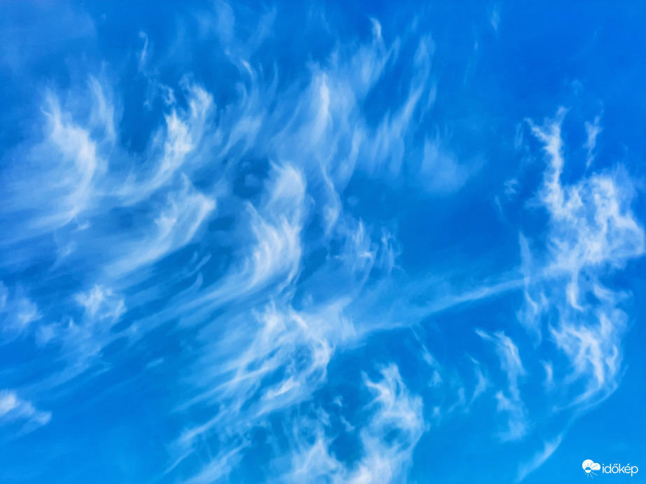 Cirrusok délutánja