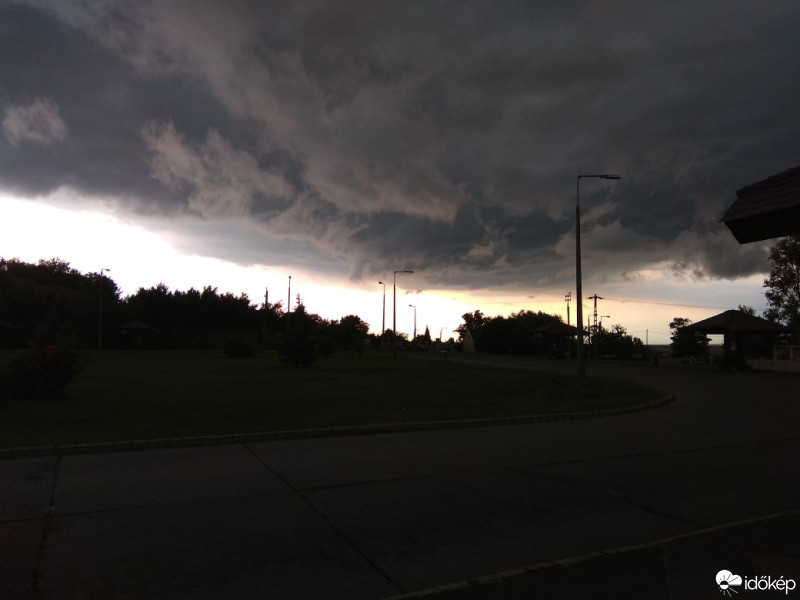 Észlelési fényképek