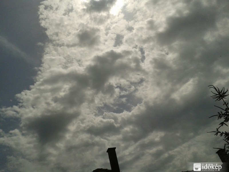 Észlelési fényképek