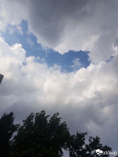 Észlelési fényképek