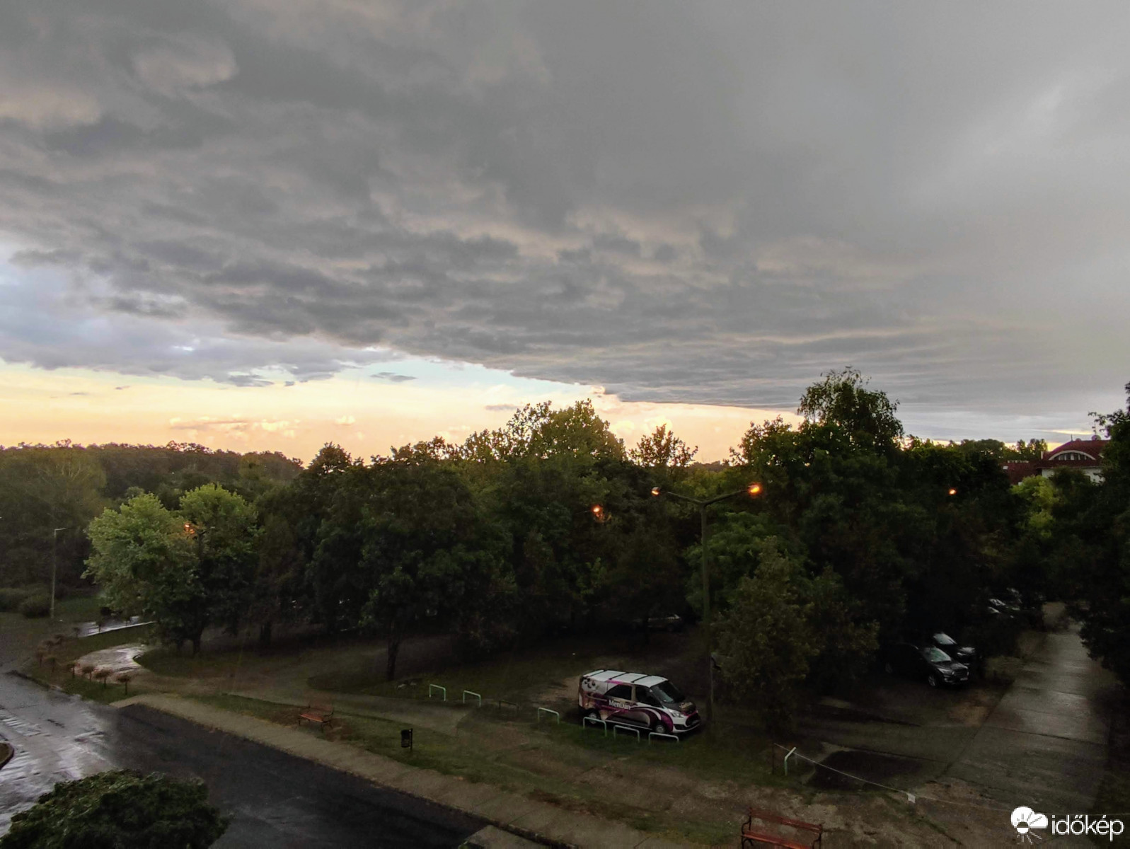 Észlelési fényképek