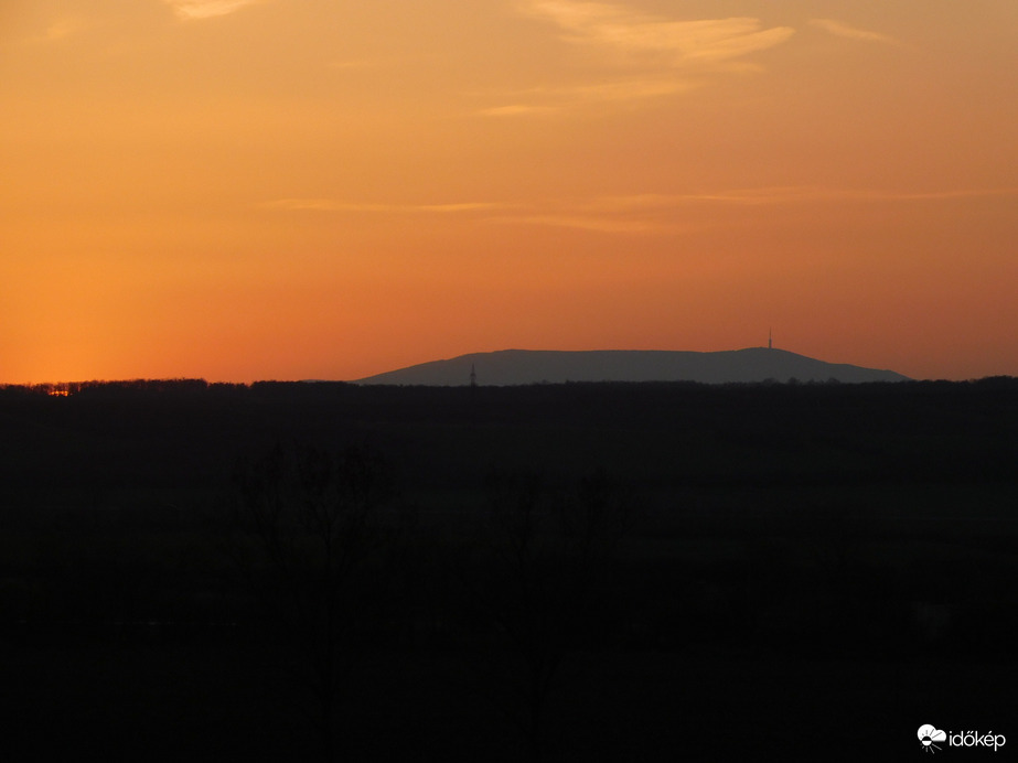 Kékes & naplemente 2022