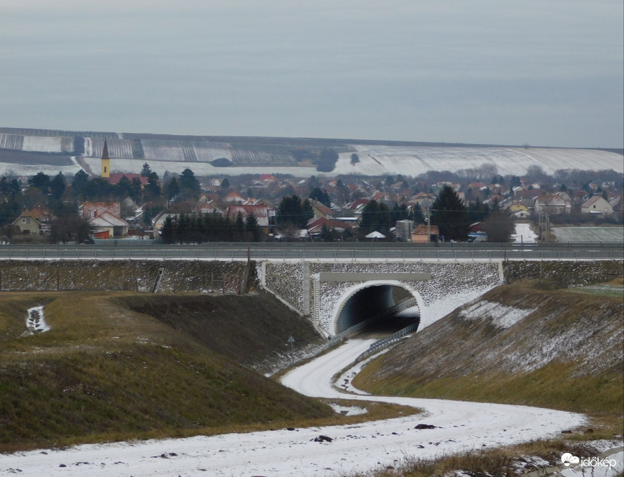 A hó borította falu.
