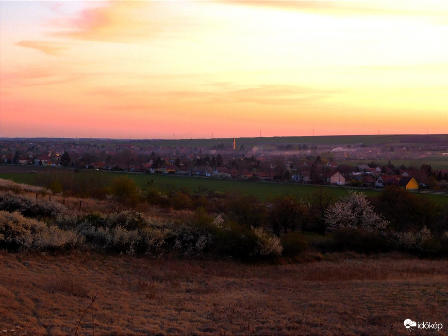 Nagytálya naplementében.