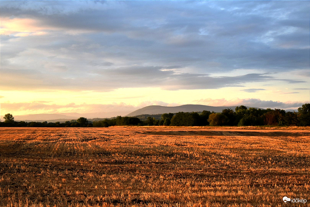 Naplemente és a Bükk