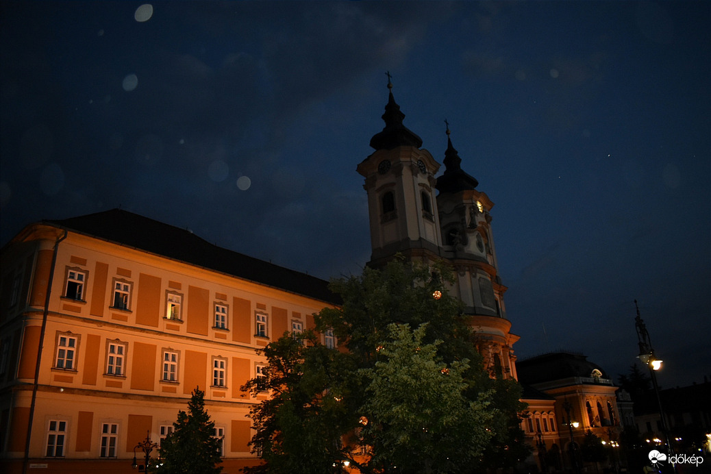 Éjszaka Egerben 