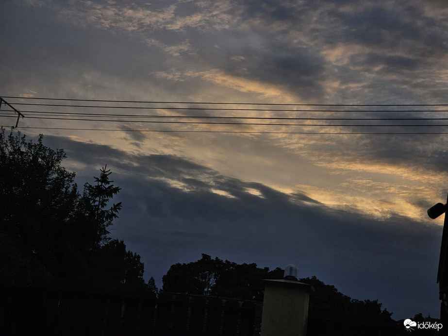 Sötétedés elötti kép 