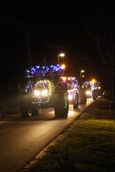 Mai Furtai traktoros felvonulás:) 6