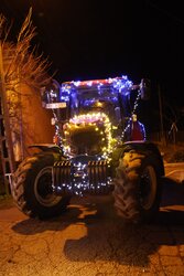 Mai Furtai traktoros felvonulás:) 7