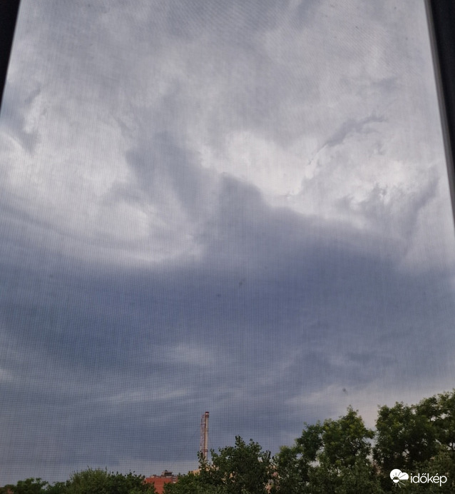 Lassan a főváros északi részére is lecsap