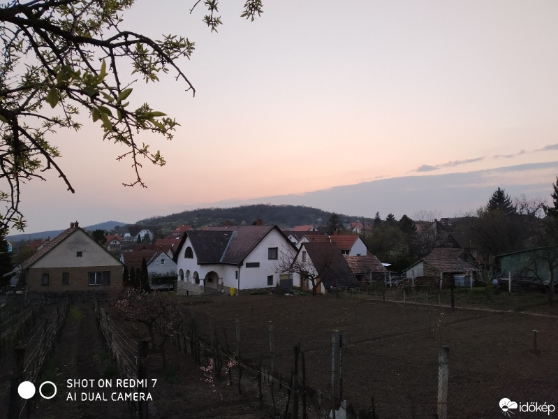 Észlelési fényképek