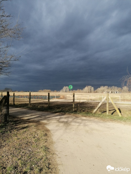 Észlelési fényképek