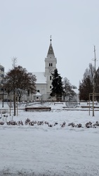 Ónos eső vs. Havazás