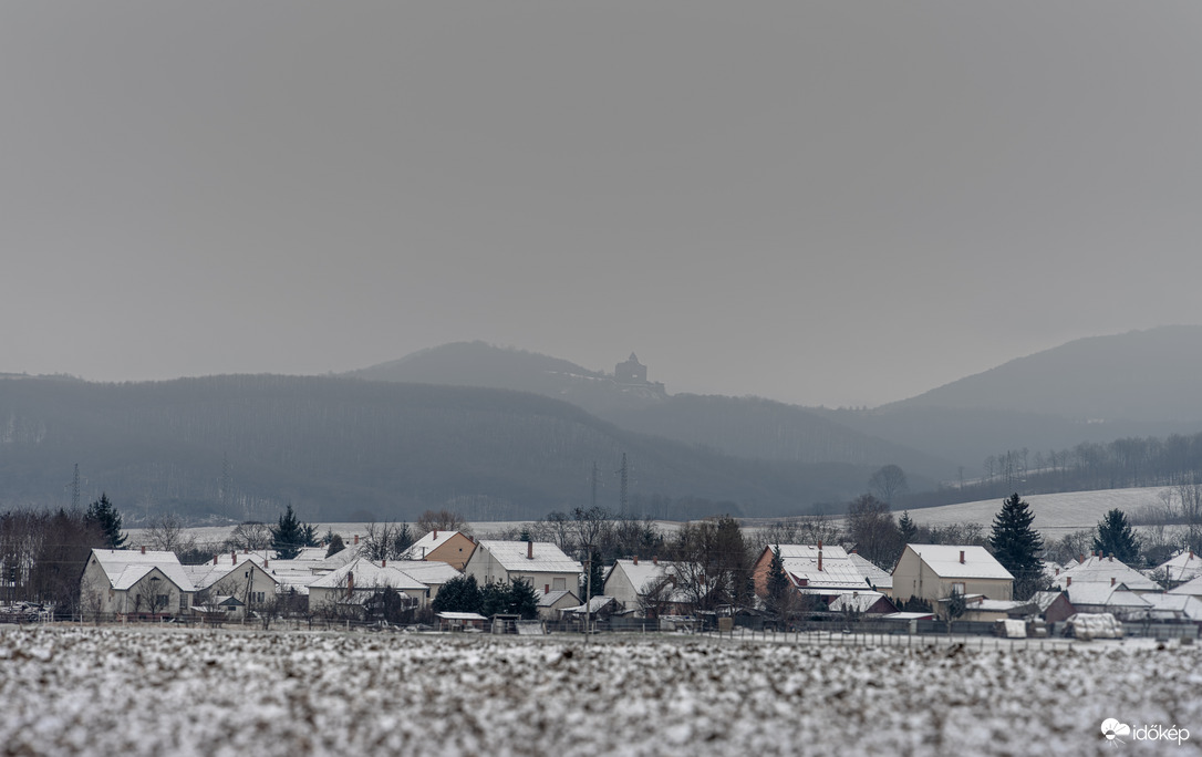 A Hollókői vár, Rimócról