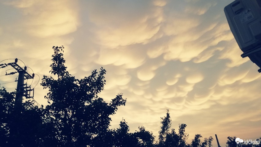 Észlelési fényképek