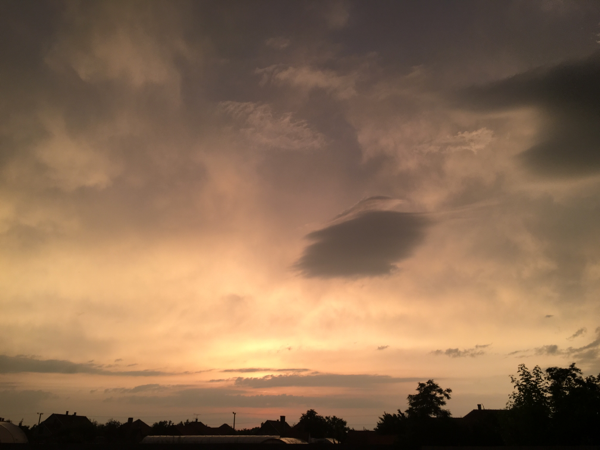 Észlelési fényképek