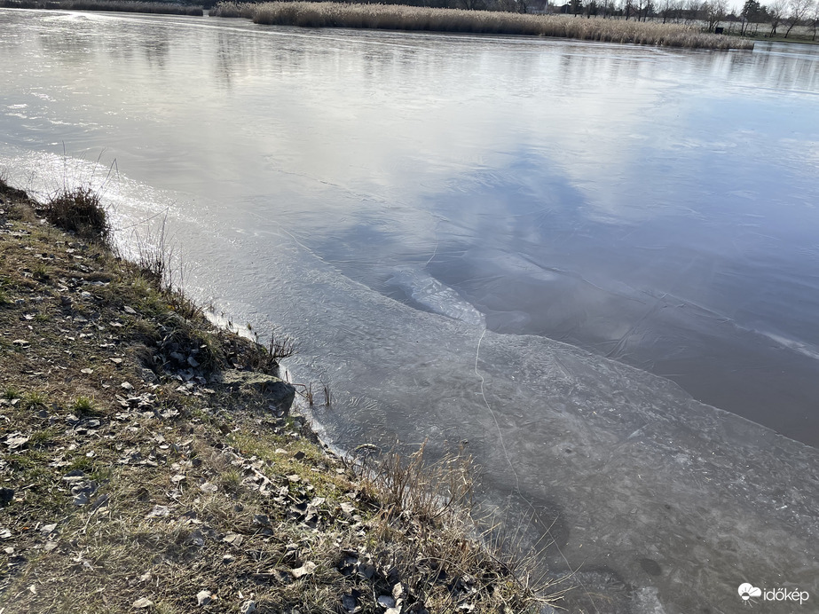 Befagyás alatt a Kis-Tisza holtág