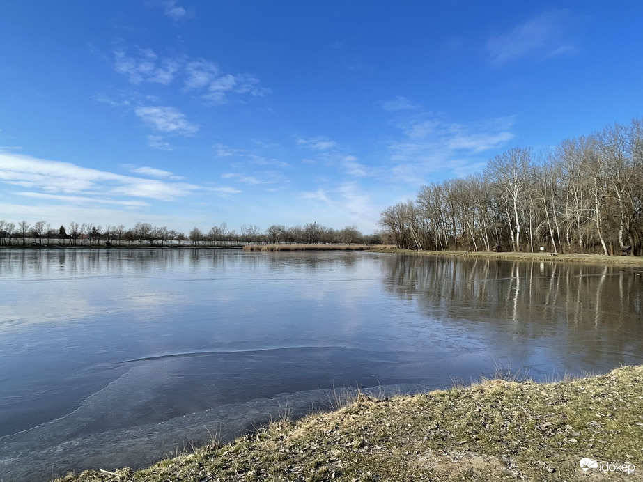 Befagyás alatt a Kis-Tisza holtág