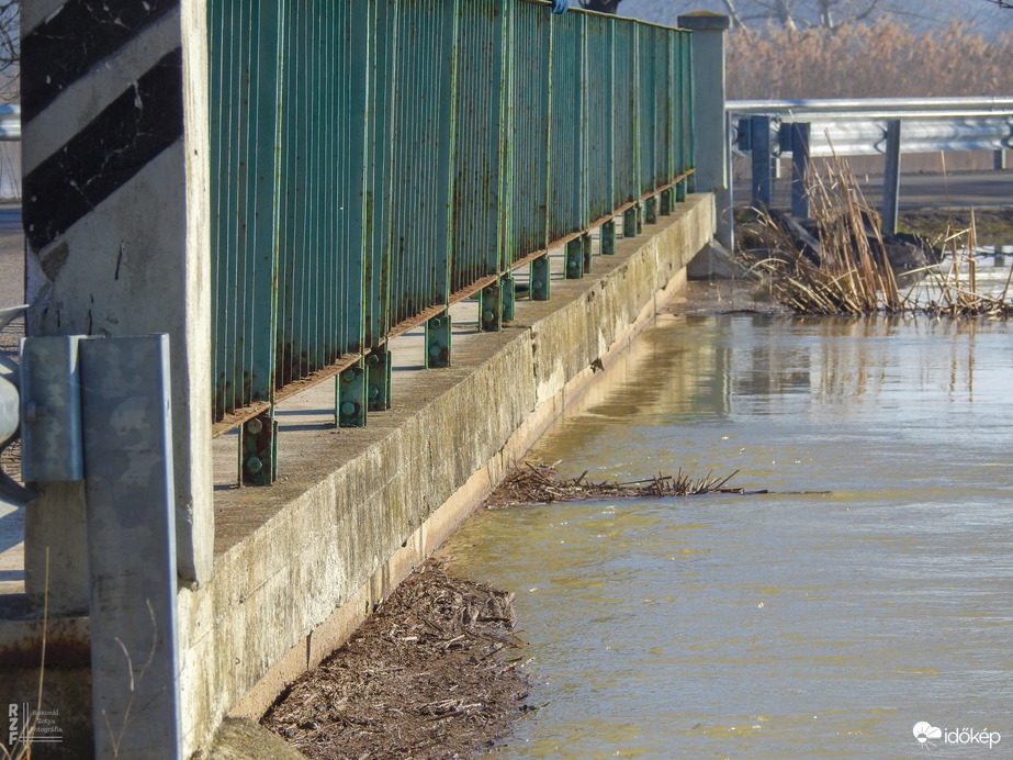 Árvízi tetőzés, 608 cm, Tiszalök