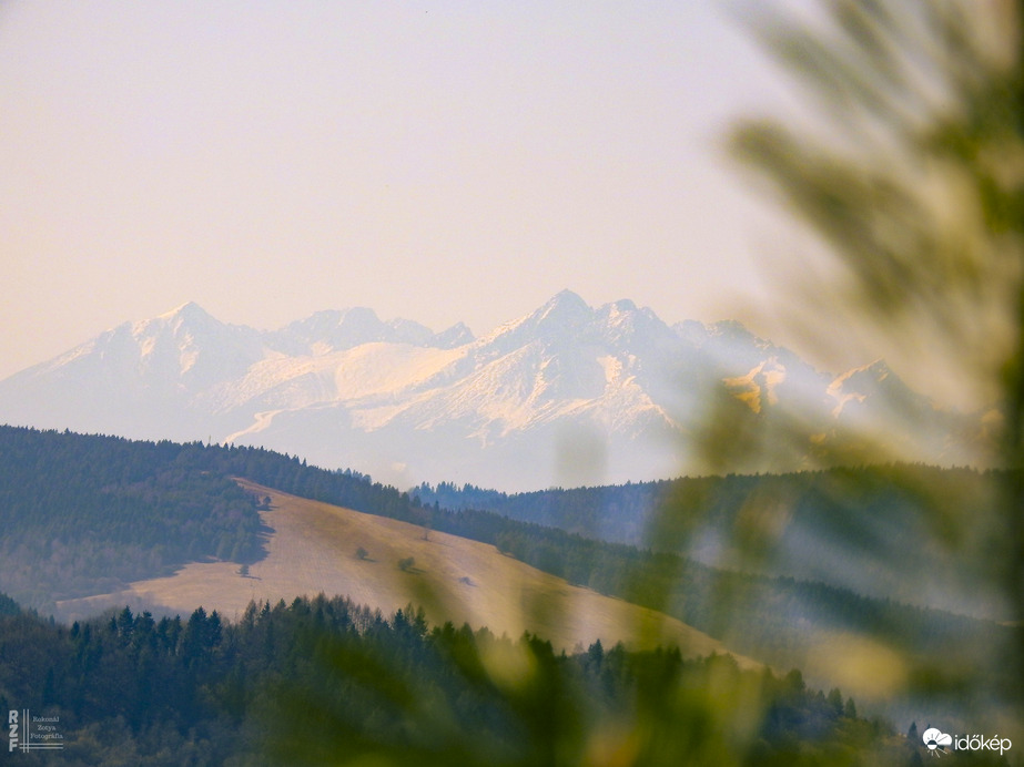 Magas-Tátra a muszyna-i Malnik-hegyről