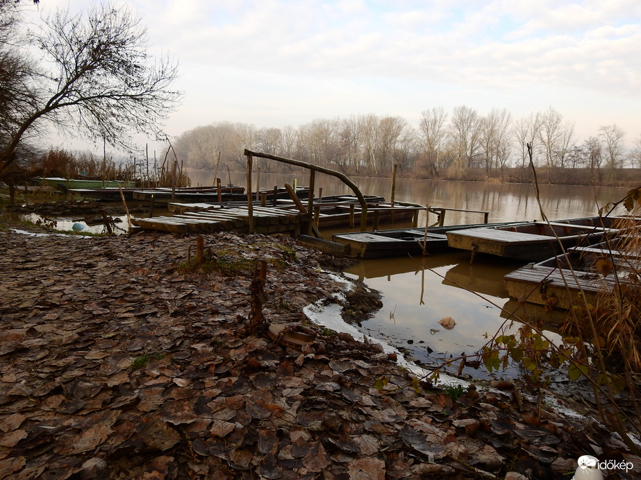 Áradás, jeges ár Tiszalöknél