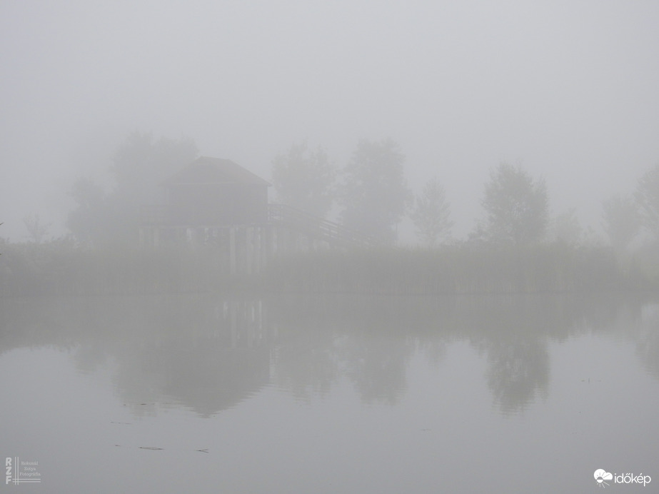 Homályos csend a tiszalöki Kis-Tiszánál