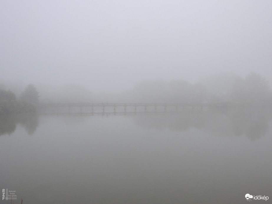 Homályos csend a tiszalöki Kis-Tiszánál