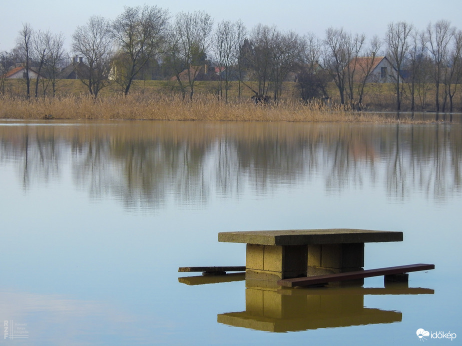 Árvíz, 565 cm, Kis-Tisza/Tiszalök