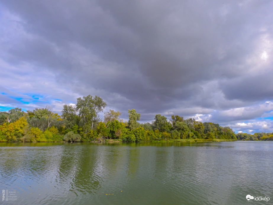 Őszi álom a tiszalöki Nagy-Tisza partján