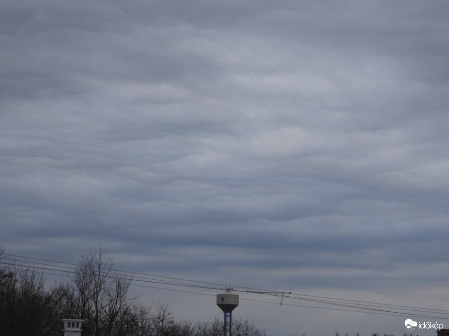 Kevert hullámfelhők