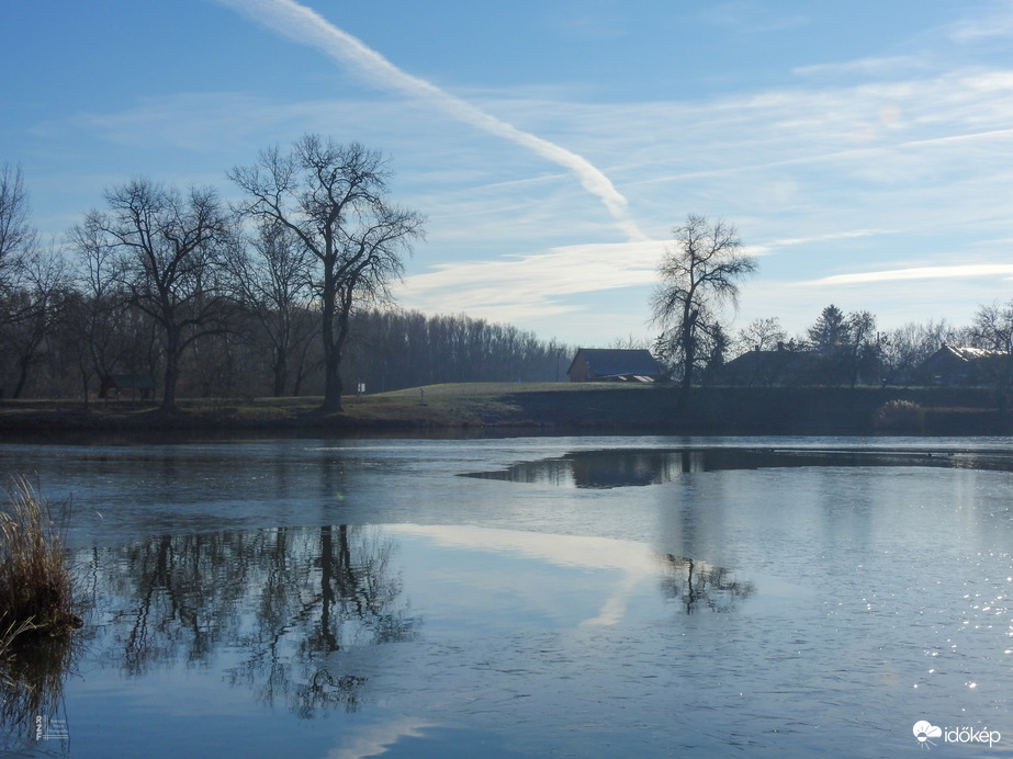 Karácsony másnapján csend borult a tiszalöki holtágra