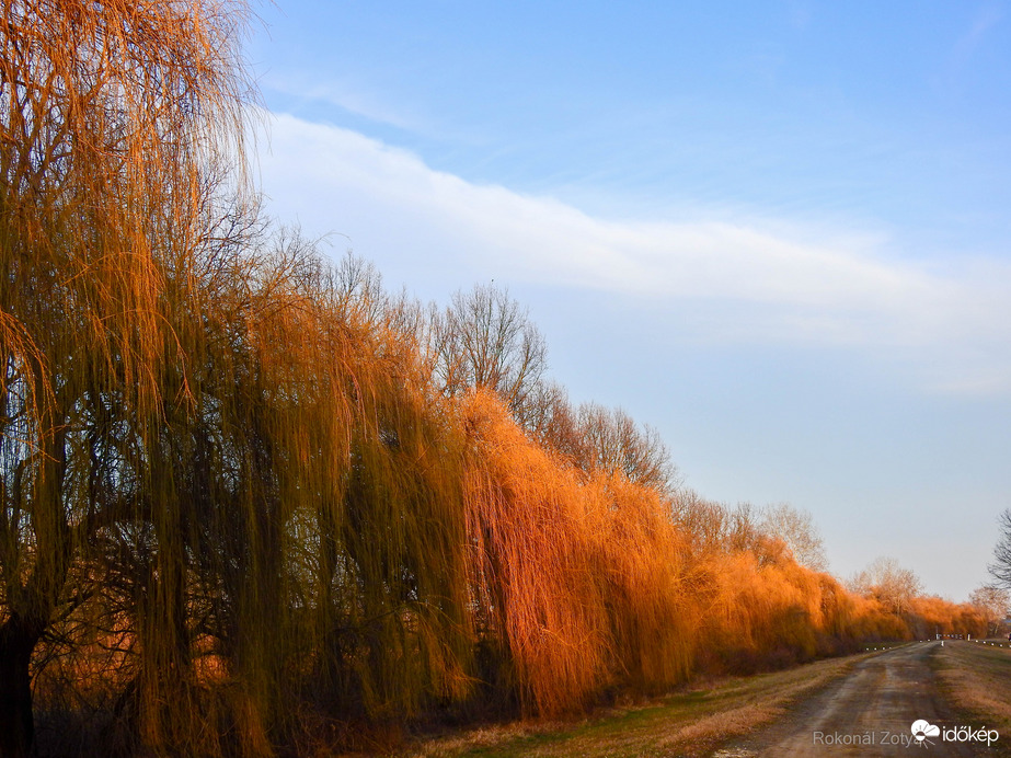Tiszalökön is szempillákat növesztettek a felhők