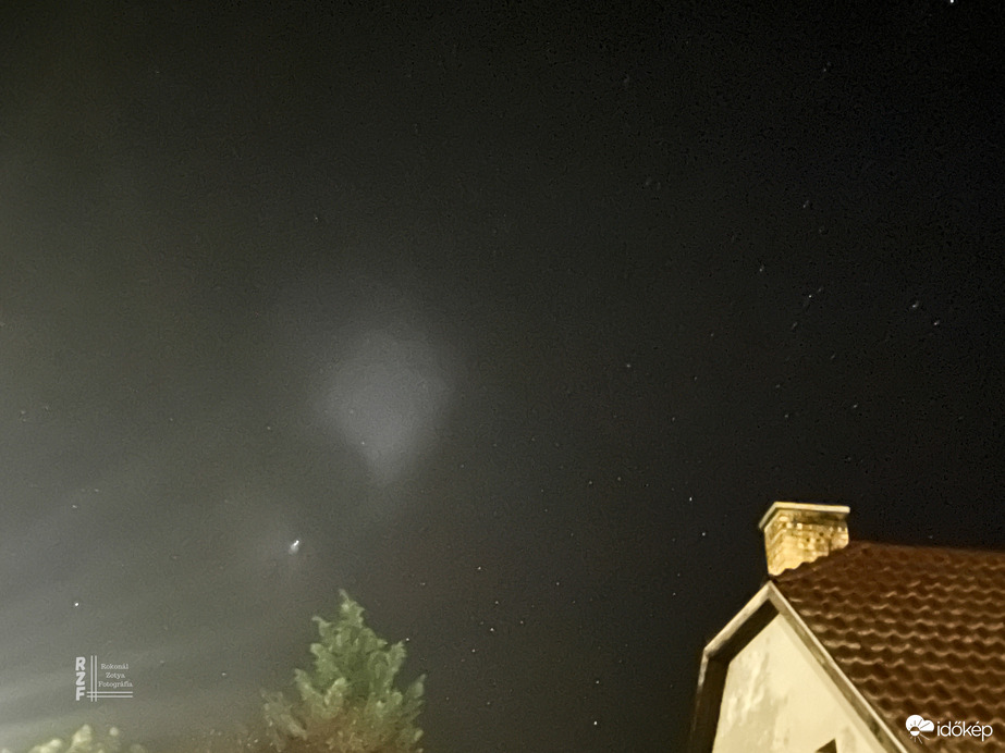 Falcon 9 rakéta motorok kipufogógáza Tiszalök felett 