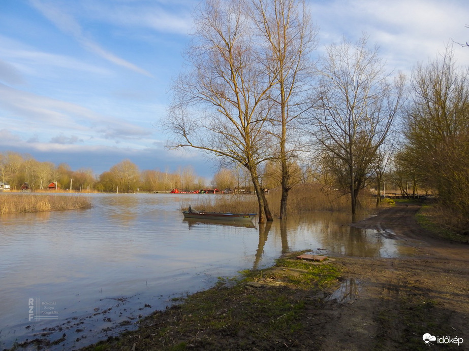 Árvíz, 520 cm, Tiszalök/Szepi-tanya, strand, kalandpark